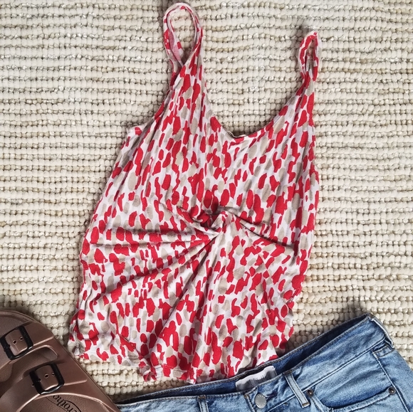 Old Navy tank top - Picture 5 of 5